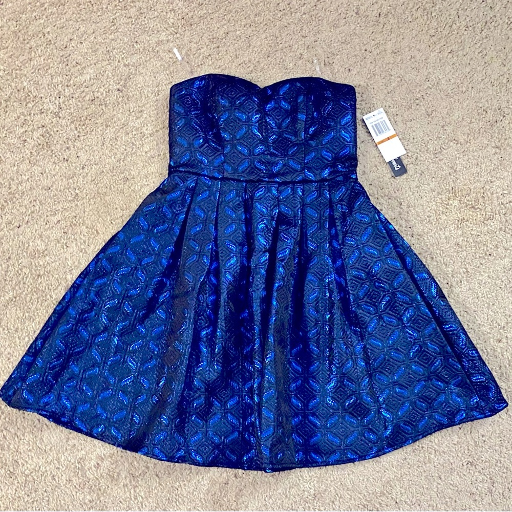 Juniors Homecoming/Party Dress